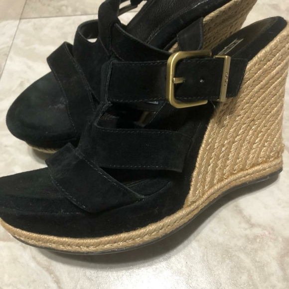 Ugg sandals - Picture 2 of 3